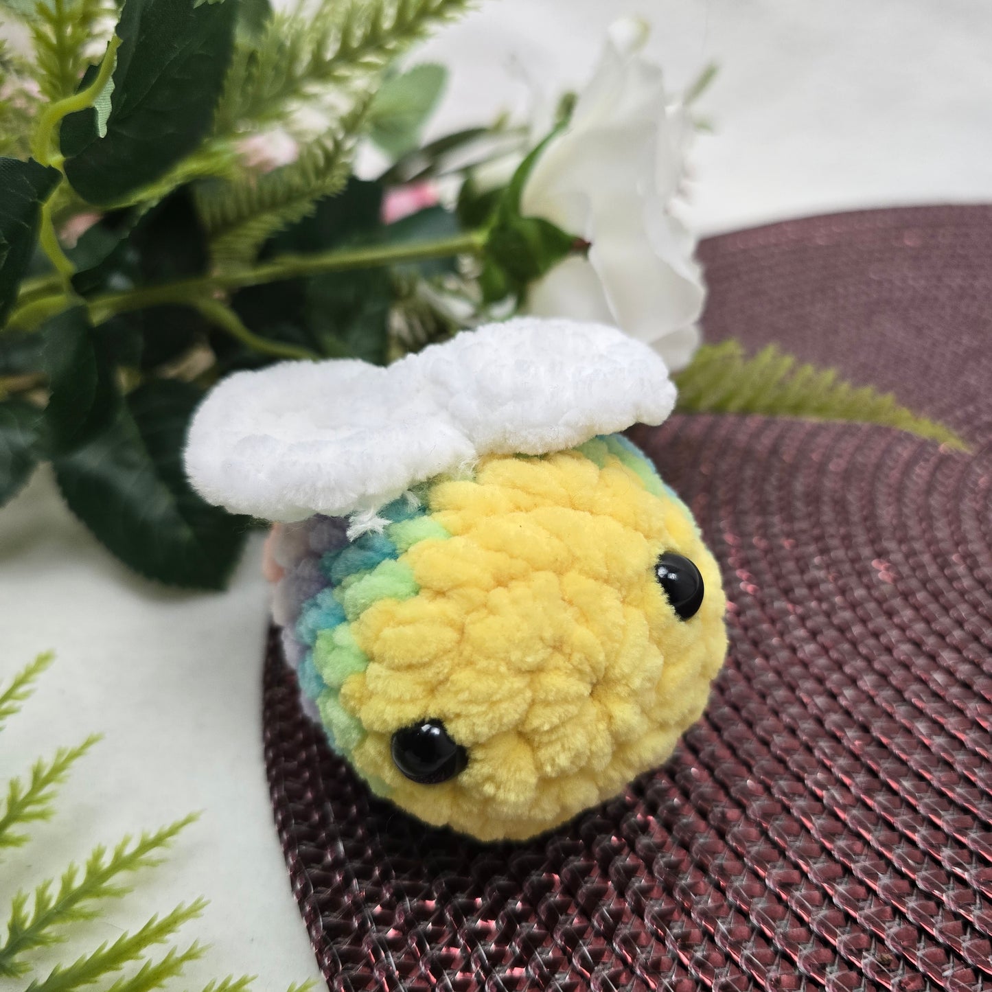 Mini Biene gelb/grün - Amigurumi Häkeltier