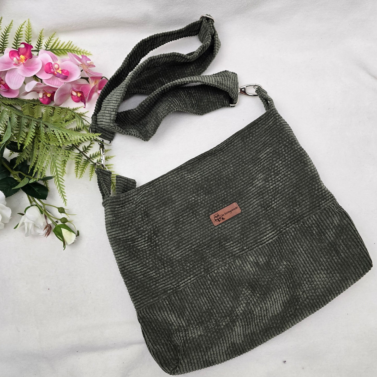 Cord-Handtasche CORDELIA dunkelbraun | Einzelstück | Handtasche Umhängetasche samtig flauschig