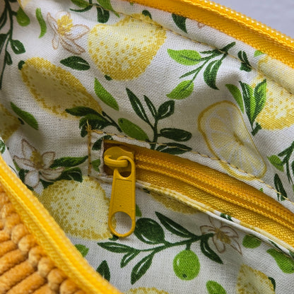 Moonika – handgemachte MoonBag aus Feincord | Halbmondtasche mit austauschbarem Crossbody-Gurt