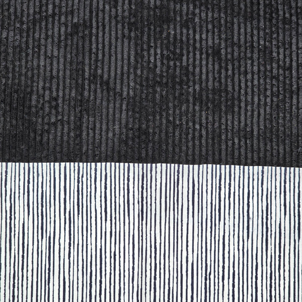 Farbe oberer Teil: Schwarz