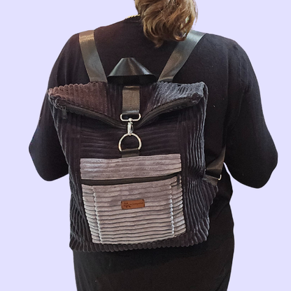 BackBert Handmade – Rucksack aus Cord, Gurt verstellbar, Geschenk für Frauen, Innen- u. Außentasche