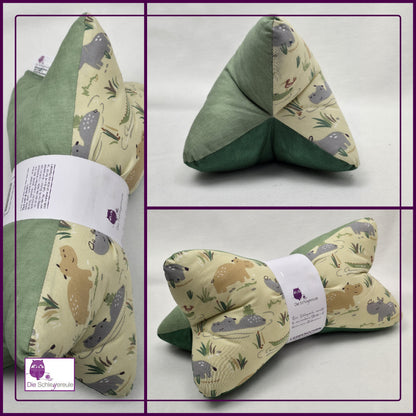 Leseknochen Nilpferde | Nackenkissen Nackenrolle Kissen Tablethalter Buchstütze Nackenhörnchen waschbar