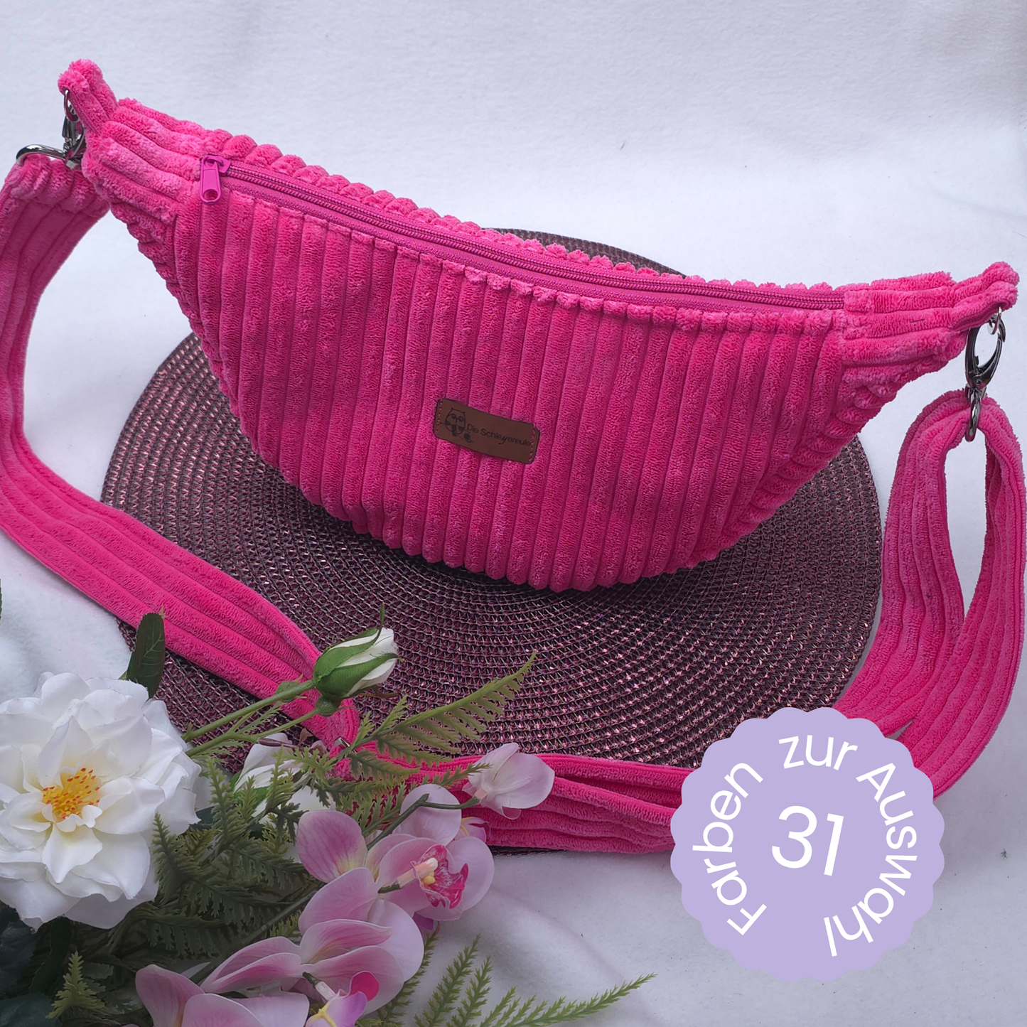 Moonika Chunky – handgemachte MoonBag aus Breitcord | Halbmondtasche mit austauschbarem Crossbody-Gurt