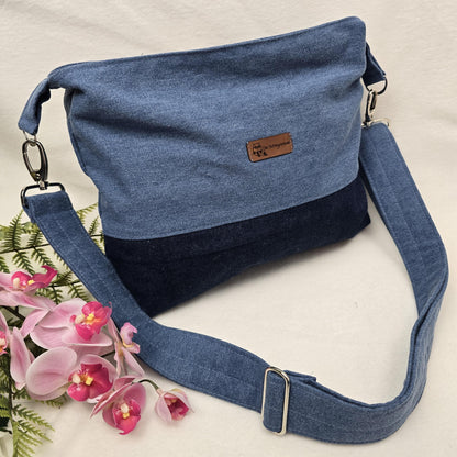 Jeans-Handtasche JEANNY Handtasche Umhängetasche Jeans Jeanstasche längenverstellbarer Träger Innentasche Außentasche Crossbody
