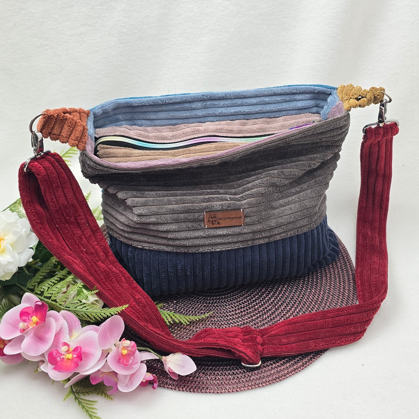 Cord-Handtasche CORDELIA CHUNKY Handtasche Umhängetasche Breitcord Träger längenverstellbar Innentasche Außentasche Crossbody